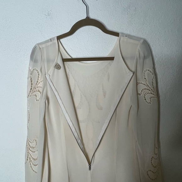 Farm Rio Long Sleeve Embroidered Top Size P (US Small) Ivory Sheer Lined - Picture 8 of 15